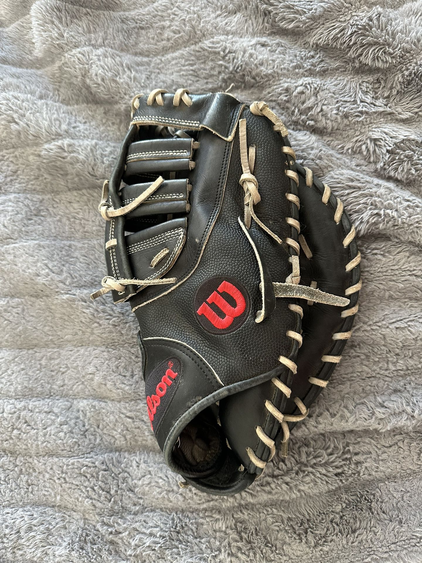 Wilson A2000 First Baseman Glove