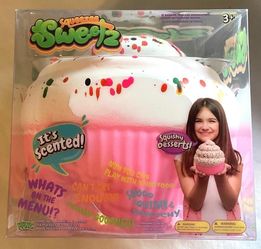 Pink cupcake squishy