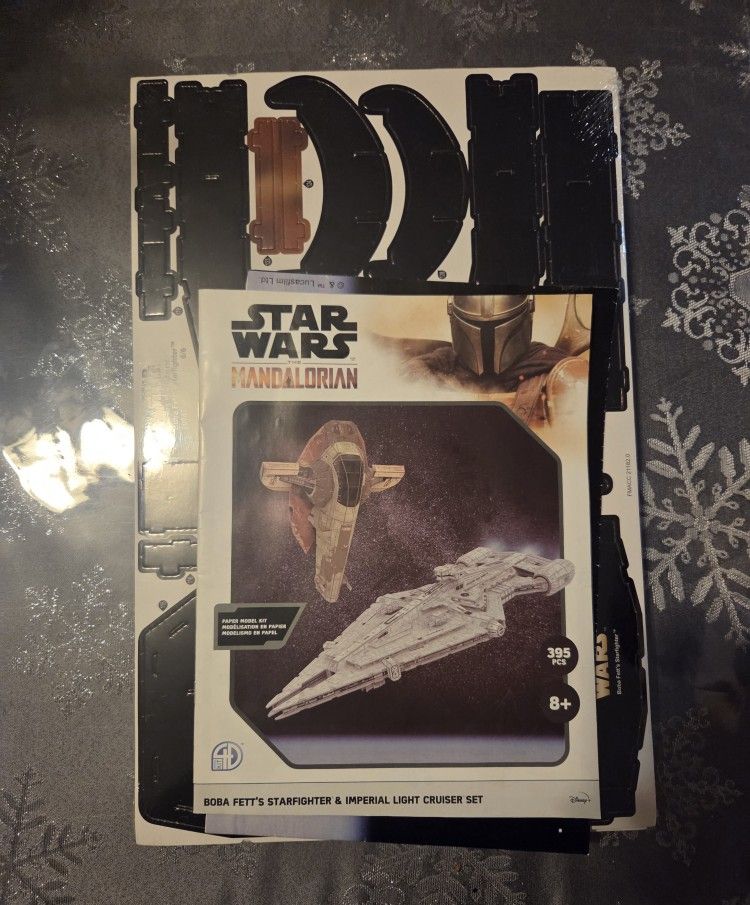 Boba Fett Starfighter And Imperial Light Cruiser Set