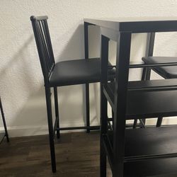 Kitchen Table and Chairs
