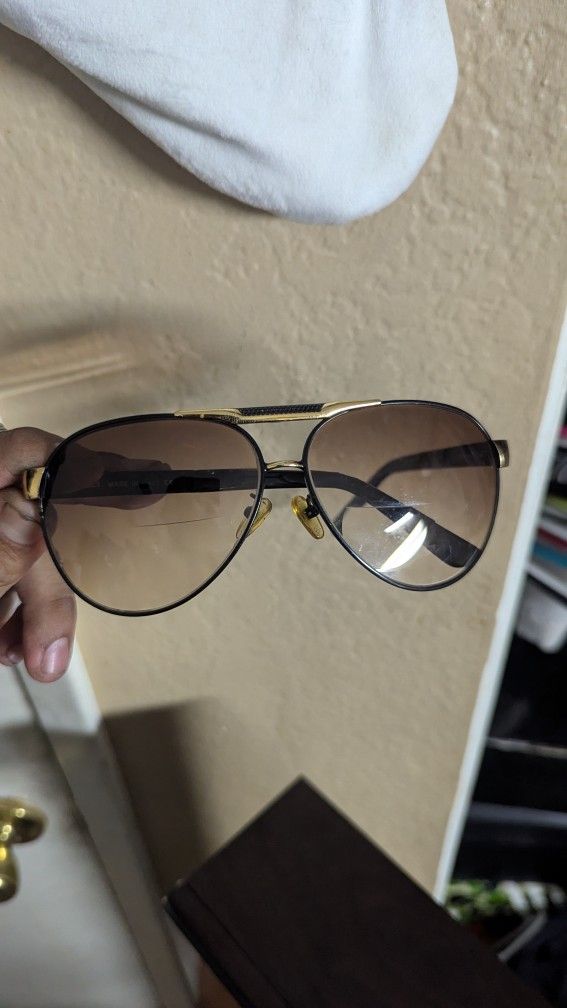 Gucci Aviator Sunglasses