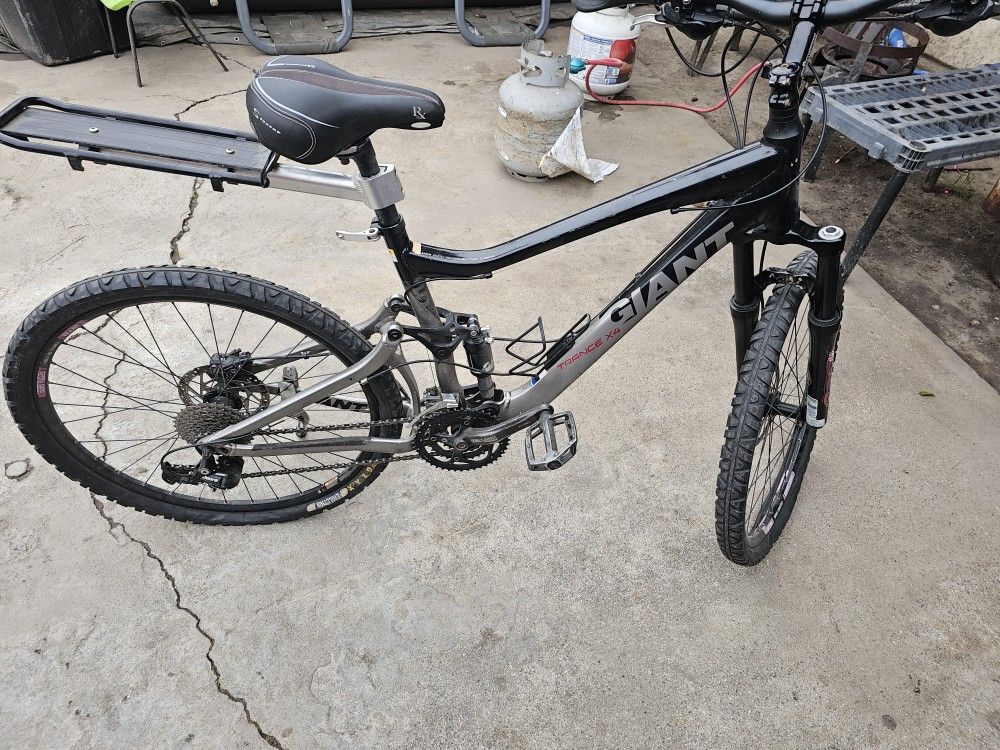 Visicleta Giant Trance X4