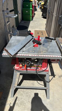 Tradesman 10” Bench Table Saw.