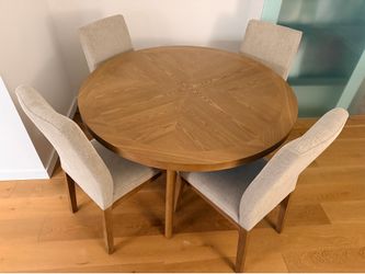 Costco Brooklyn 48" Round Dining Table & 4 Chairs - Like New!