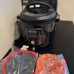 Instant Pot Pro (8 QT) 10-in-1 Pressure Cooker, Slow Cooker, Rice Cooker, Dented   Open box item is new! Has dent!   This Instant Pot Pro (8 QT) 10-in