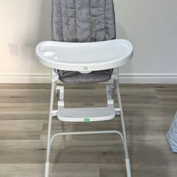 Baby feeding chair