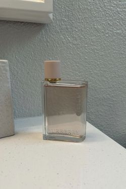 Burberry For Her Perfume