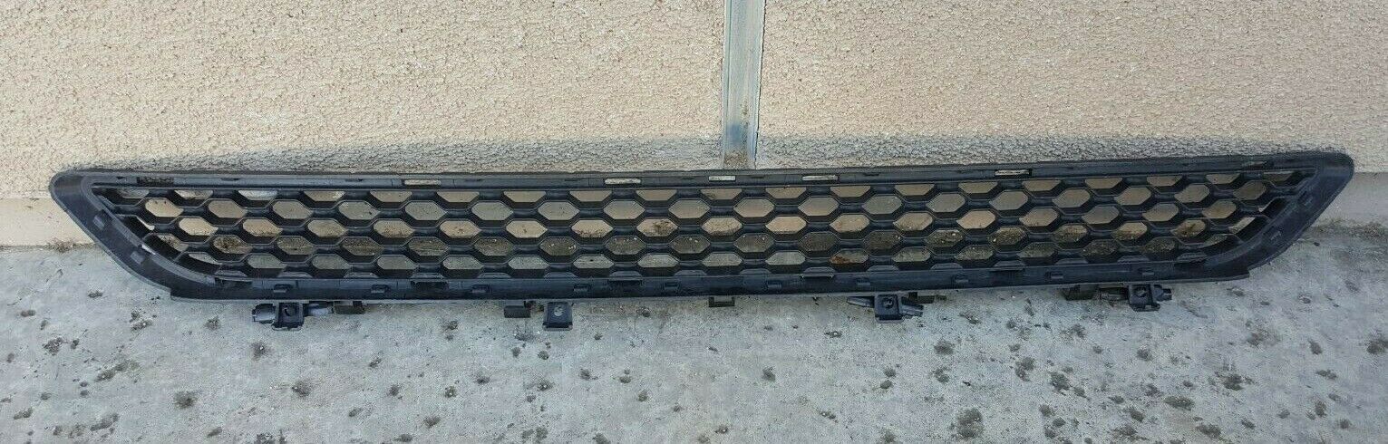 17 18 19 2017 2018 2019 JAGUAR F PACE R SPORT CENTER LOWER BUMPER GRILL GRILLE OEM HK83 17H750 A