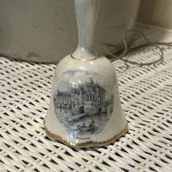 Vintage Opalescent Bell Château de Chenonceau Painting 