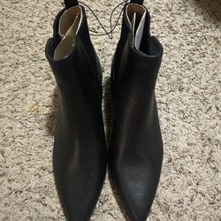 Black Boots