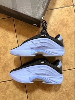 NOVA IIINFINITY SHOES