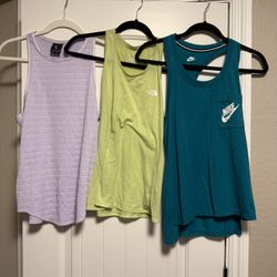 Set of 3 Tank Tops - Nike & The North Face