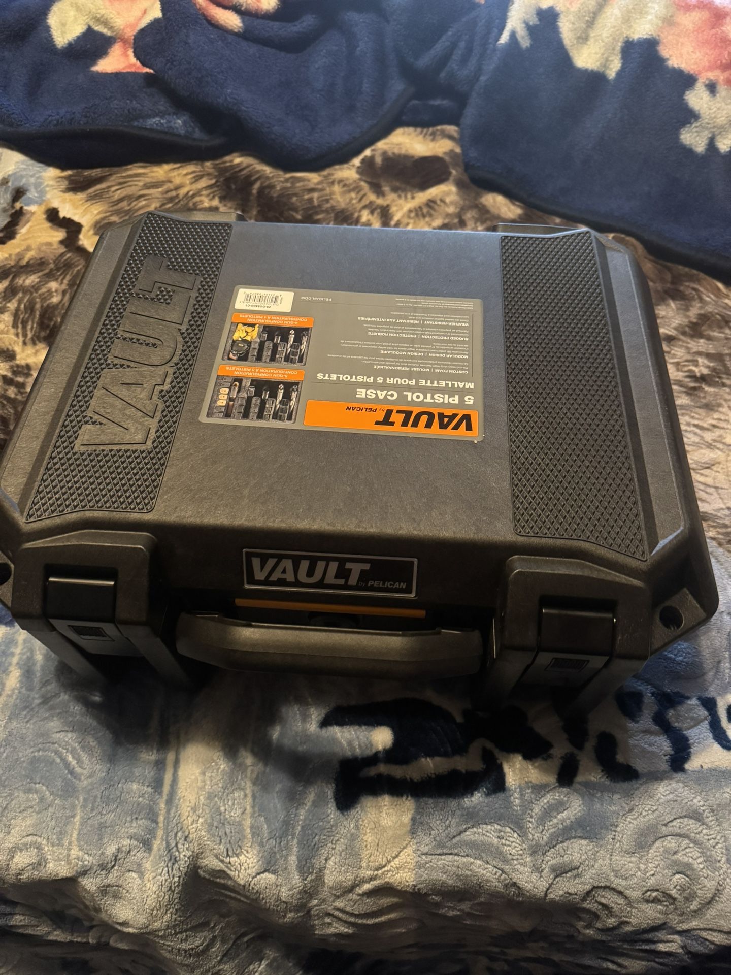 Pelican V300PF5 Vault Universal 5-Pistol Case