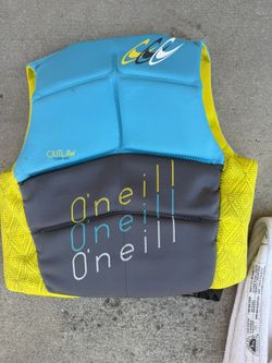 2 Water Vests - O'Neill + Hyperlite Competition Vests