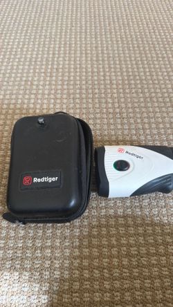 Red tiger Range Finder with case