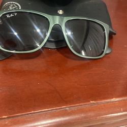 POLARIZED RAYBAN  