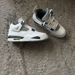 Air Jordan 4s