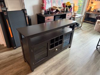 Entertainment unit