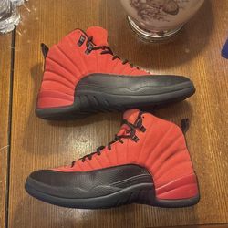 Jordan 12 reverse flu game