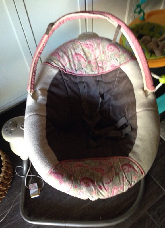 Graco Sweet Snuggle Swing 1812899 For Sale In Chandler Az Offerup