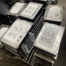 25 Piece Lot Of 300gb-600gb Hard Drives All Working 