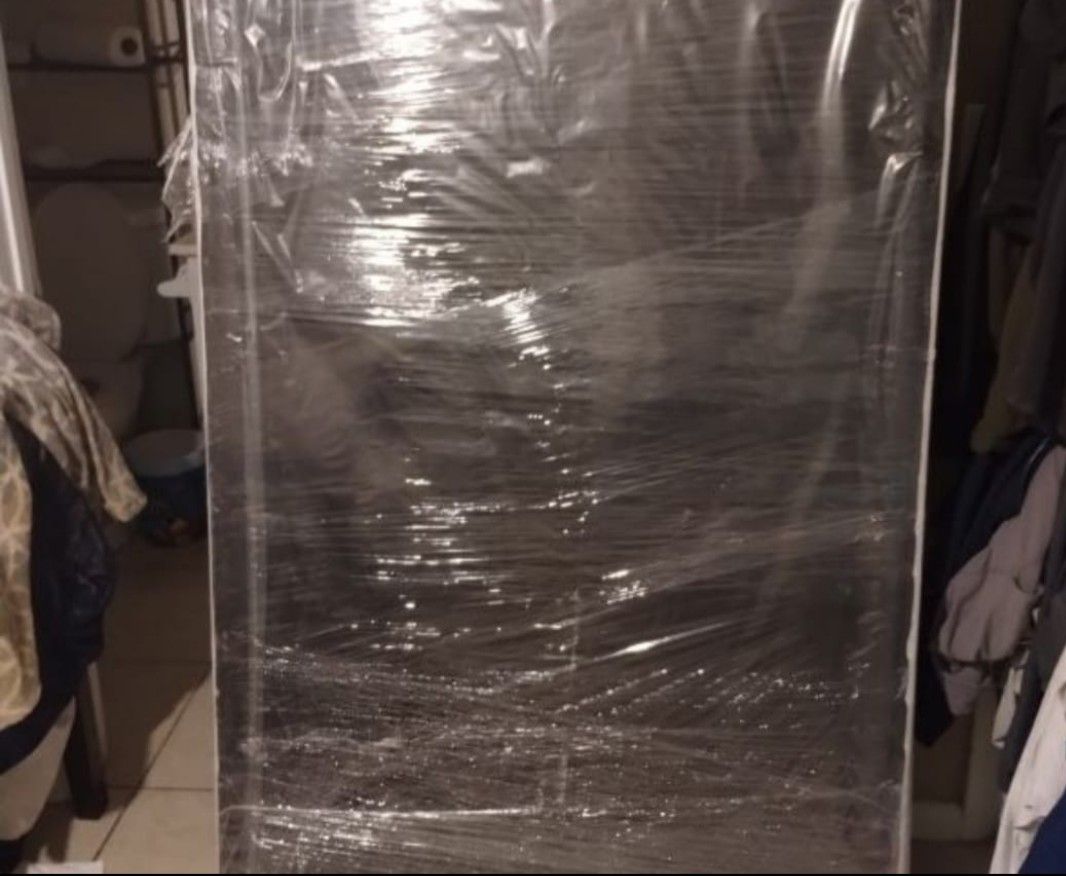 Free Box For Twin Bed, No Frame, No Mattress, In Pompano Beach for Sale