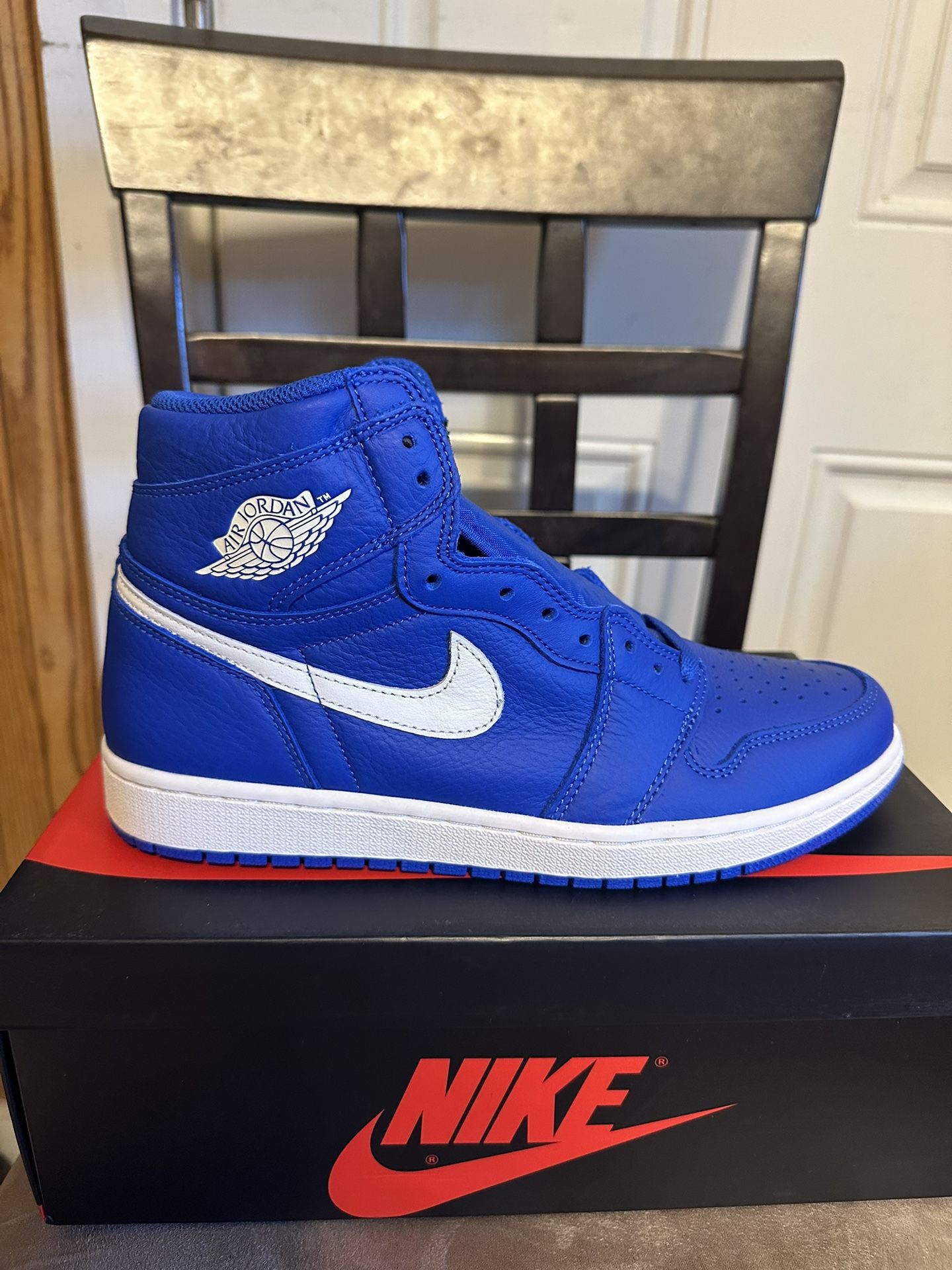Brand new Jordan Retro 1 High hyper Royal size 9.5 with box 