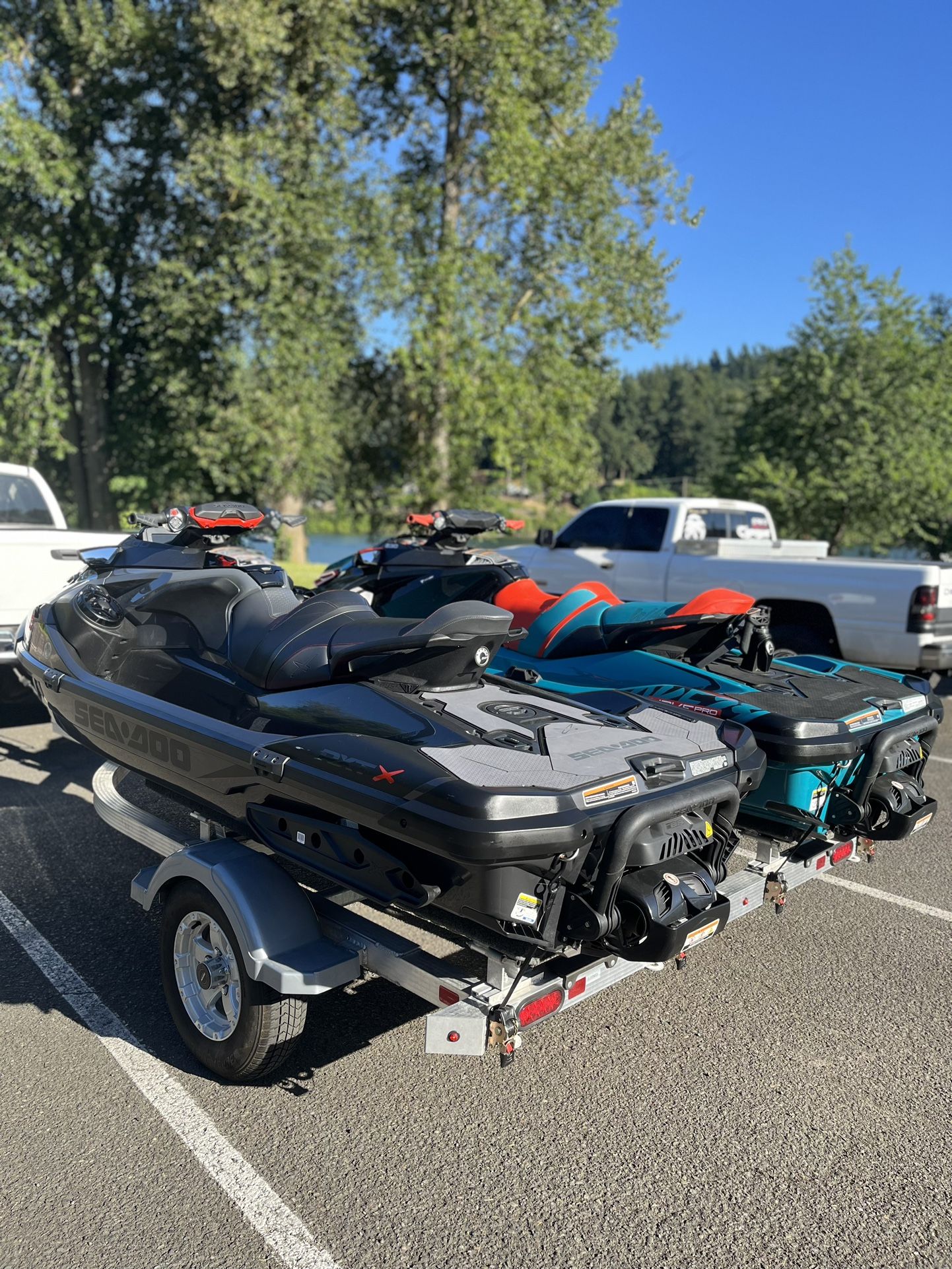 2022 Seadoo Rxtx 300 And 2022 Trailer