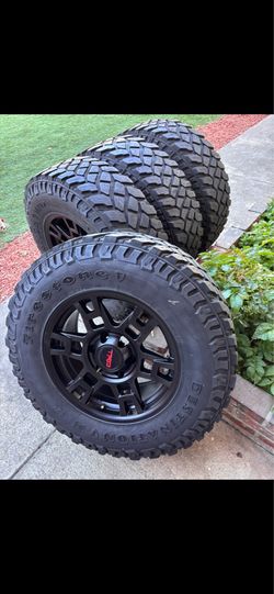 Toyota Tacoma style rims and tires