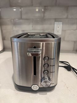GE 2-Slice Stainless Steel Toaster - Like New