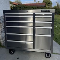 TOOL BOX