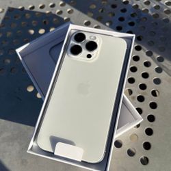 Apple iPhone 16 Pro Max 5G 