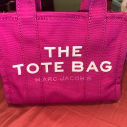 Marc Jacobs tote pink