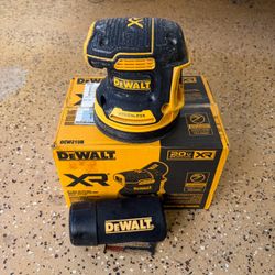 DEWALT 20V MAX XR Cordless Brushless 5 in. Random Orbital Sander (Tool Only)