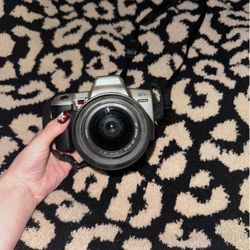 Vintage Minolta Qt  Camera 