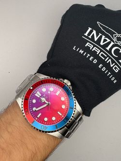 ⌚ Invicta Pro Diver 43mm Stainless Steel – Red/Purple Gradient Dial