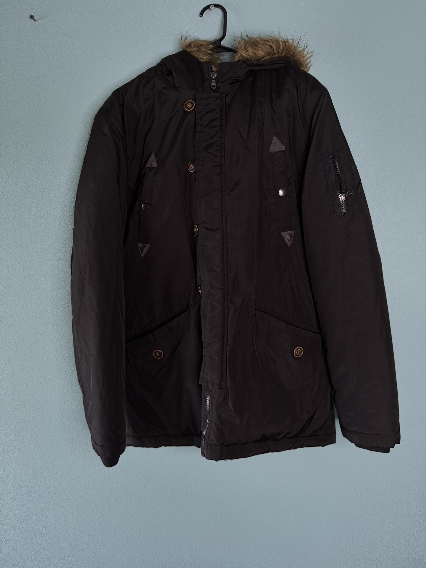 Black Winter Parka Jacket – Warm & Heavy Duty – Men’s (Unknown Size, Fits Like L/XL)