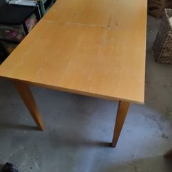 Expanding Wood Table