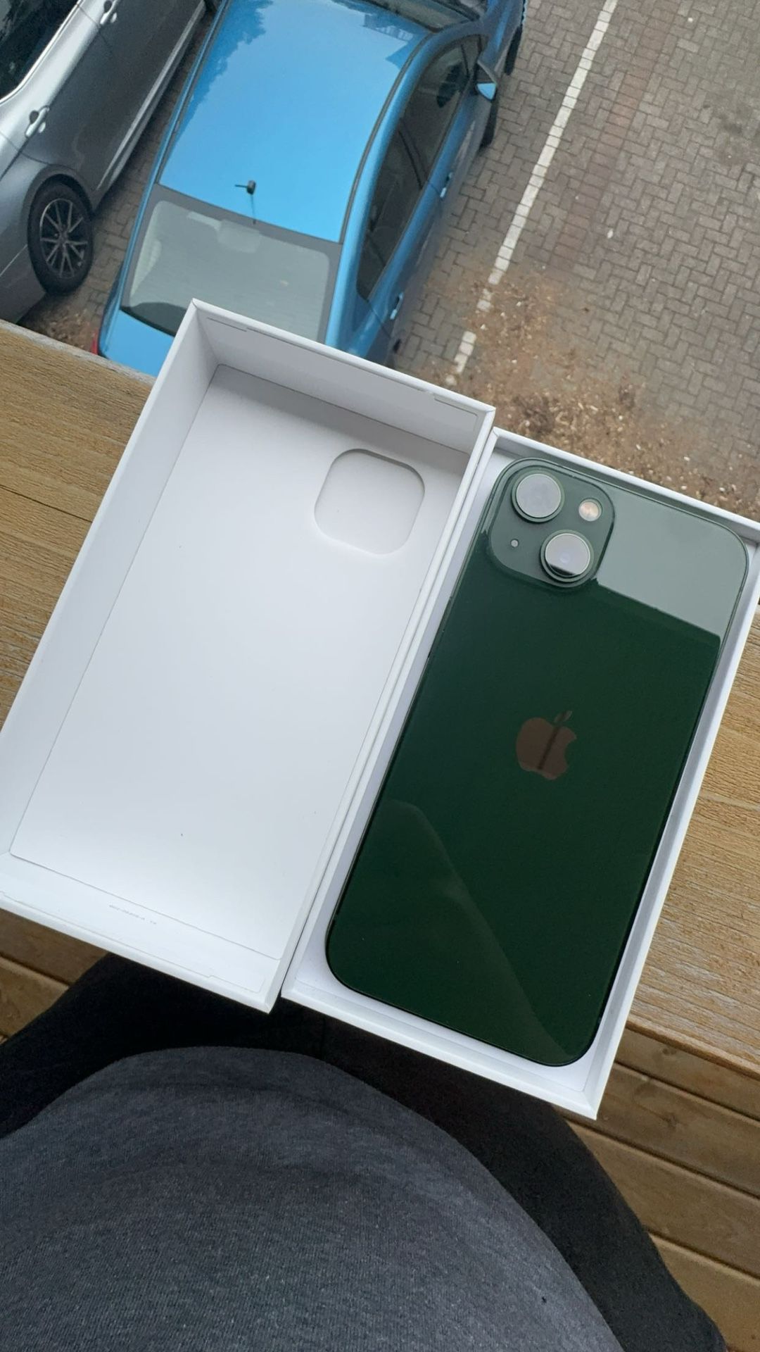 Brand NEW iPhone 13 ~ Green