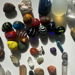 Natural Crystals & Gemstones Lot Quartz Points Agate Amethyst Healing Stones Decor