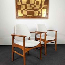 Danish Modern Pair of Teak Chairs by Arne Hovmand Olsen