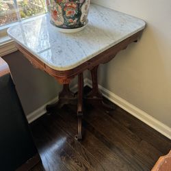 End table