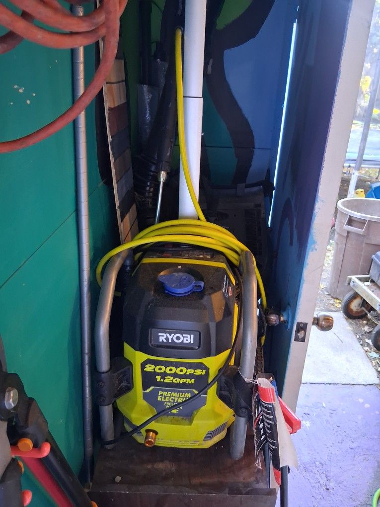 Pressure Washer