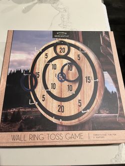 Wall Ring Toss Game