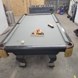 9ft Pool Table 