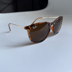 Rayban sunglasses $20