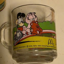 vintage Garfield glass mug from a McDonald's promotional series