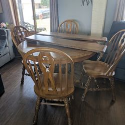 Kitchen Table And Chairs 