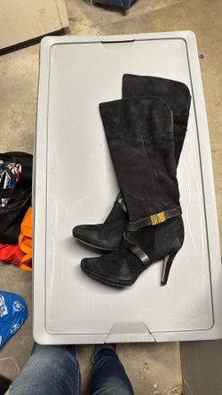 Knee High Black Boots Size 7m 
