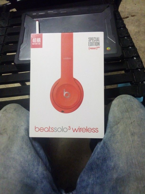 Beats Solo³ Wireless Special Edition